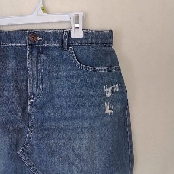 OshKosh Denim Mini Skirt Size 14 in Light Wash w/ Distressing - Picture 8 of 11